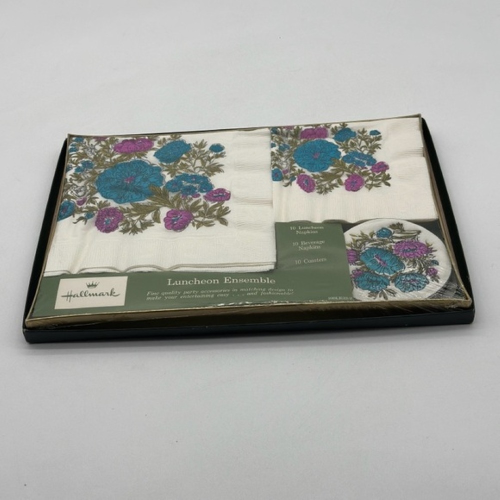 Hallmark Luncheon Flower Power Mid Century‎ Napkins New Vintage 60's Blue Purple